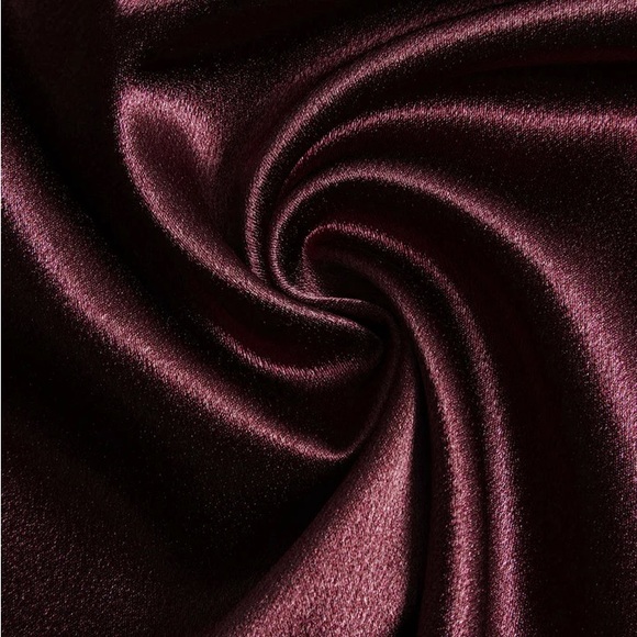 NWT Commence Burgundy Faux Leather Panel Satin Skirt - Small - Picture 3 of 3
